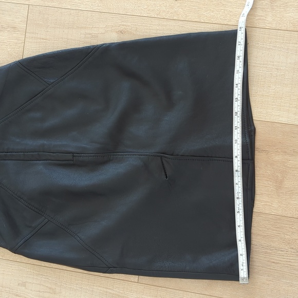 RENAISSANCE leather skirt size 6 - Picture 4 of 6